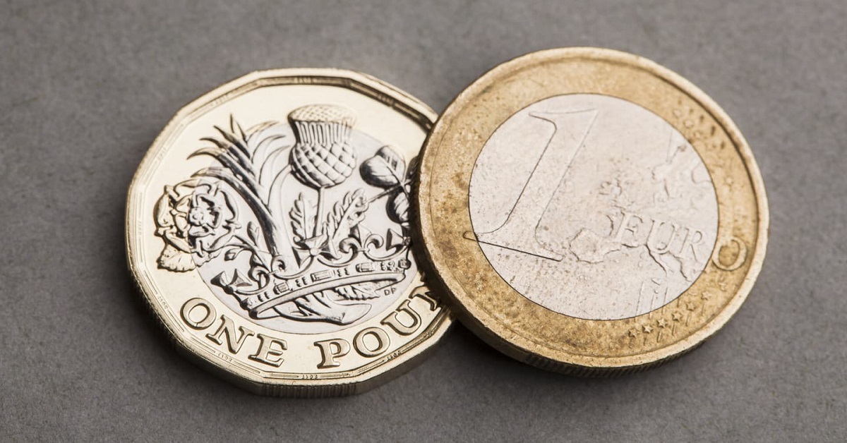 EUR/GBP trades